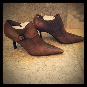 Gucci leather booties